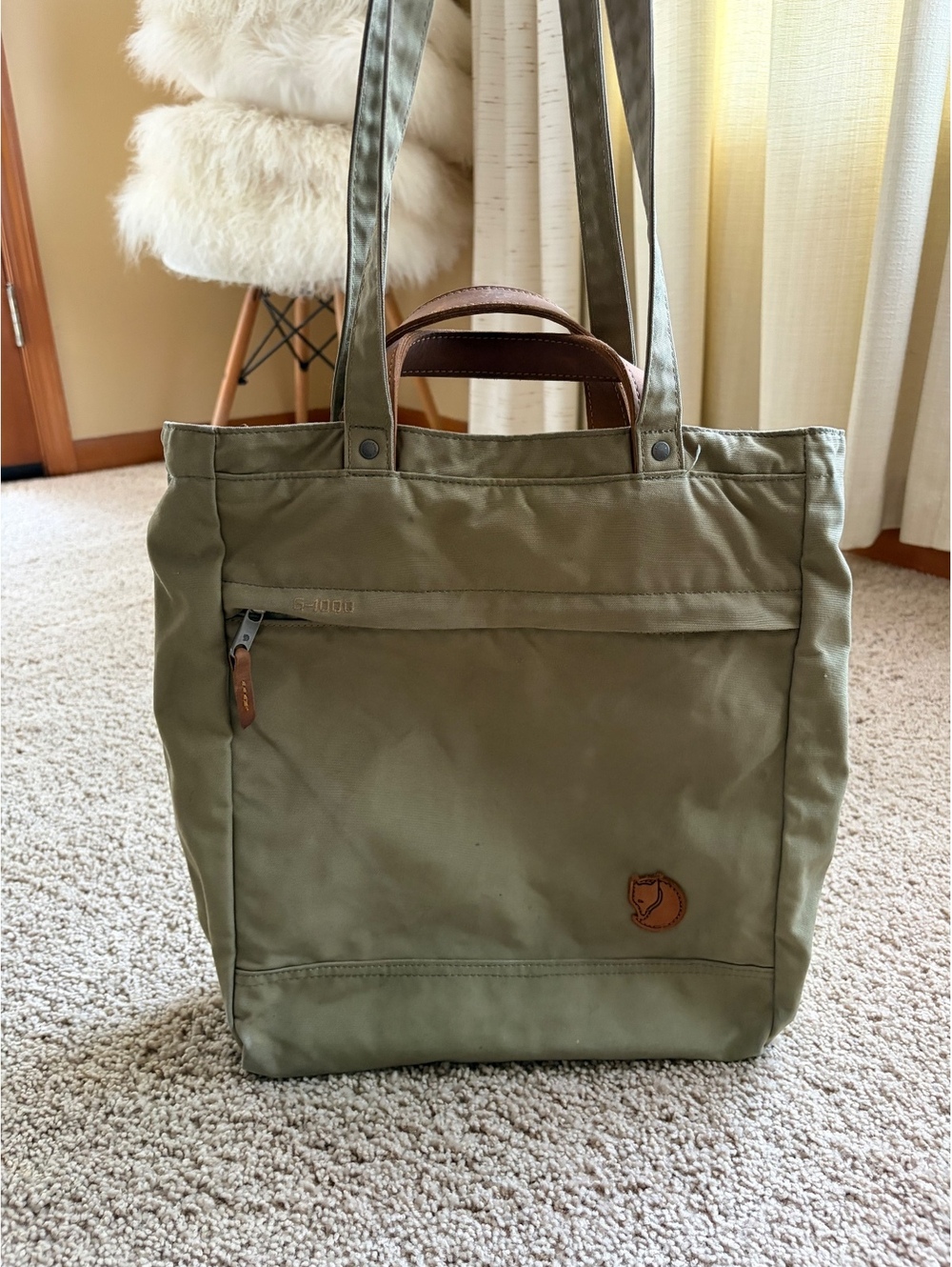 Fjällräven Totepack No. 1  light green color tote backpack